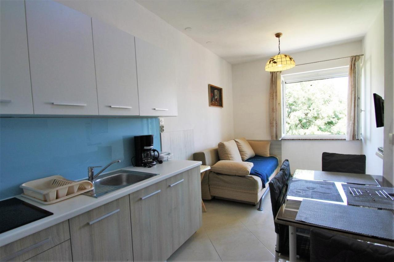 Apartments Simonetti Porec Bagian luar foto