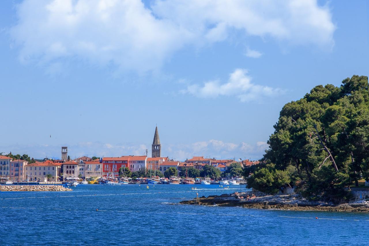 Apartments Simonetti Porec Bagian luar foto