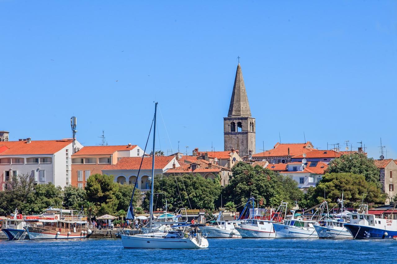 Apartments Simonetti Porec Bagian luar foto